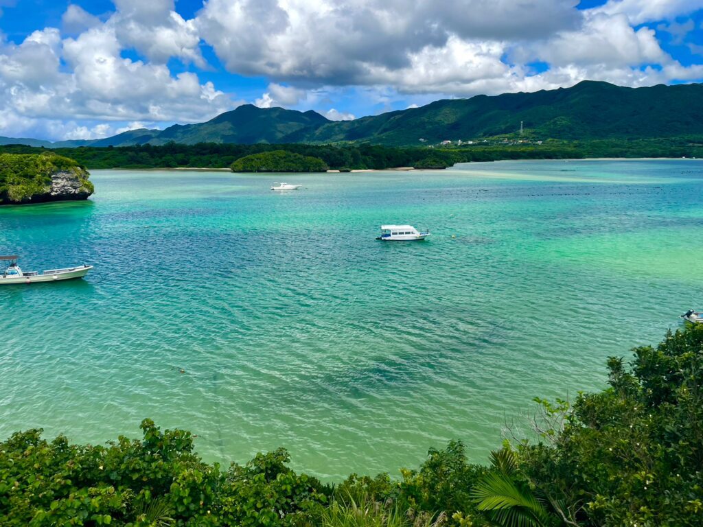 川平湾の景色