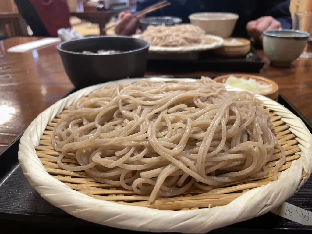 高橋家のそば