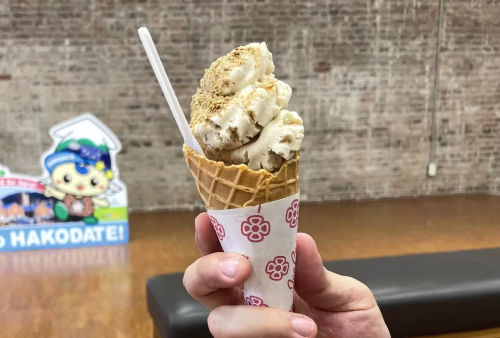 ごま福堂の金胡麻ソフトクリーム